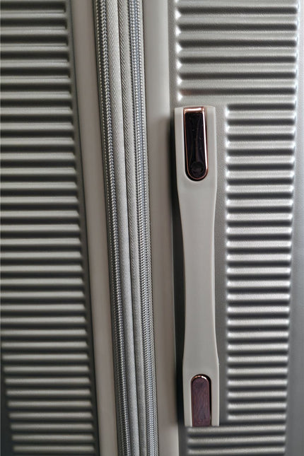 Cowra Medium Hard Shell Suitcase in Champagne ( Beige )