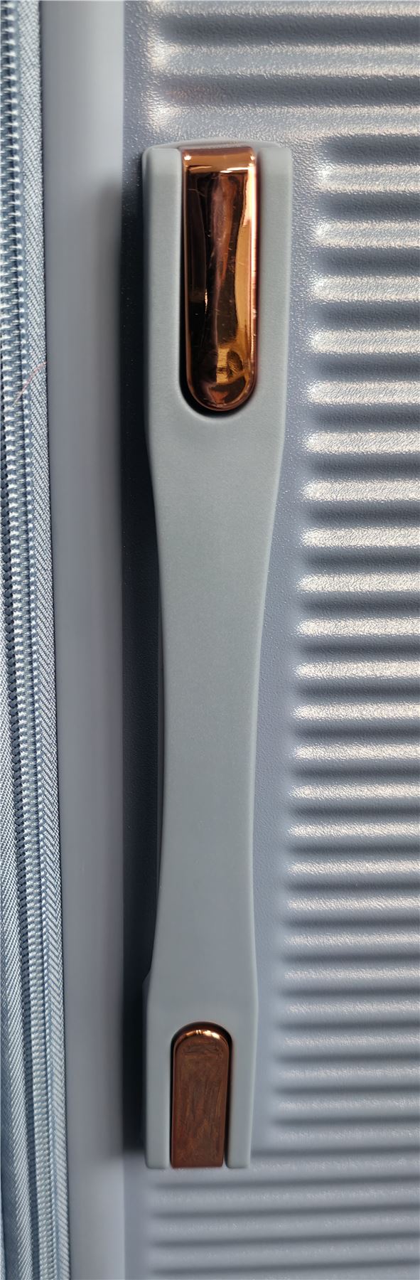 Cowra Large Hard Shell Suitcase in Blue