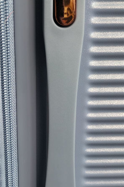 Cowra Large Hard Shell Suitcase in Blue