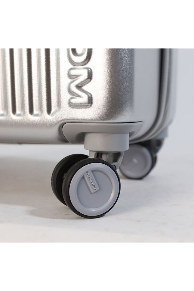 Hard Shell Cabin 44 x 22 x 38 cm Silver TSA Secure Luggage Suitcase Suitable for Easyjet, Ryanair