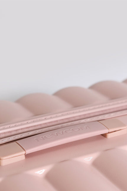 Hard Shell Cabin 37 x 22 x 55 cm Pink TSA Secure Luggage Suitcase Suitable for Easyjet, Ryanair