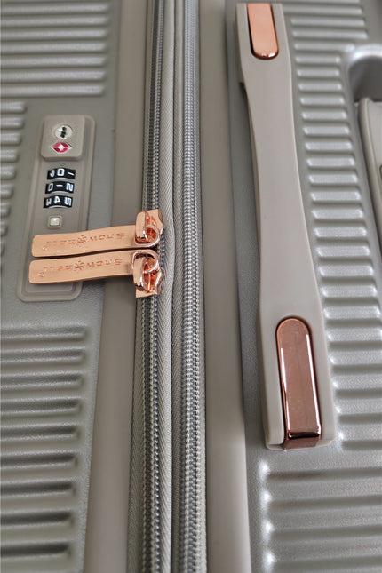 Cowra Cabin Hard Shell Suitcase in Champagne ( Beige )