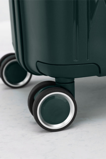 Burnaby Set of 3 Hard Shell Suitcase in Green