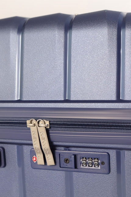 Forster Medium Hard Shell TSA Suitcase in Blue