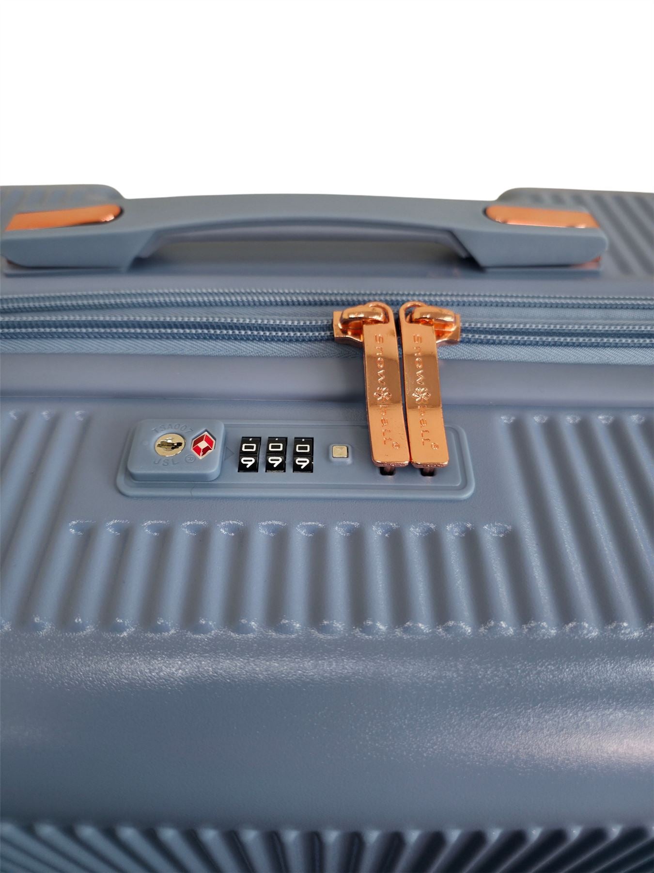 Cowra Medium Hard Shell Suitcase in Blue