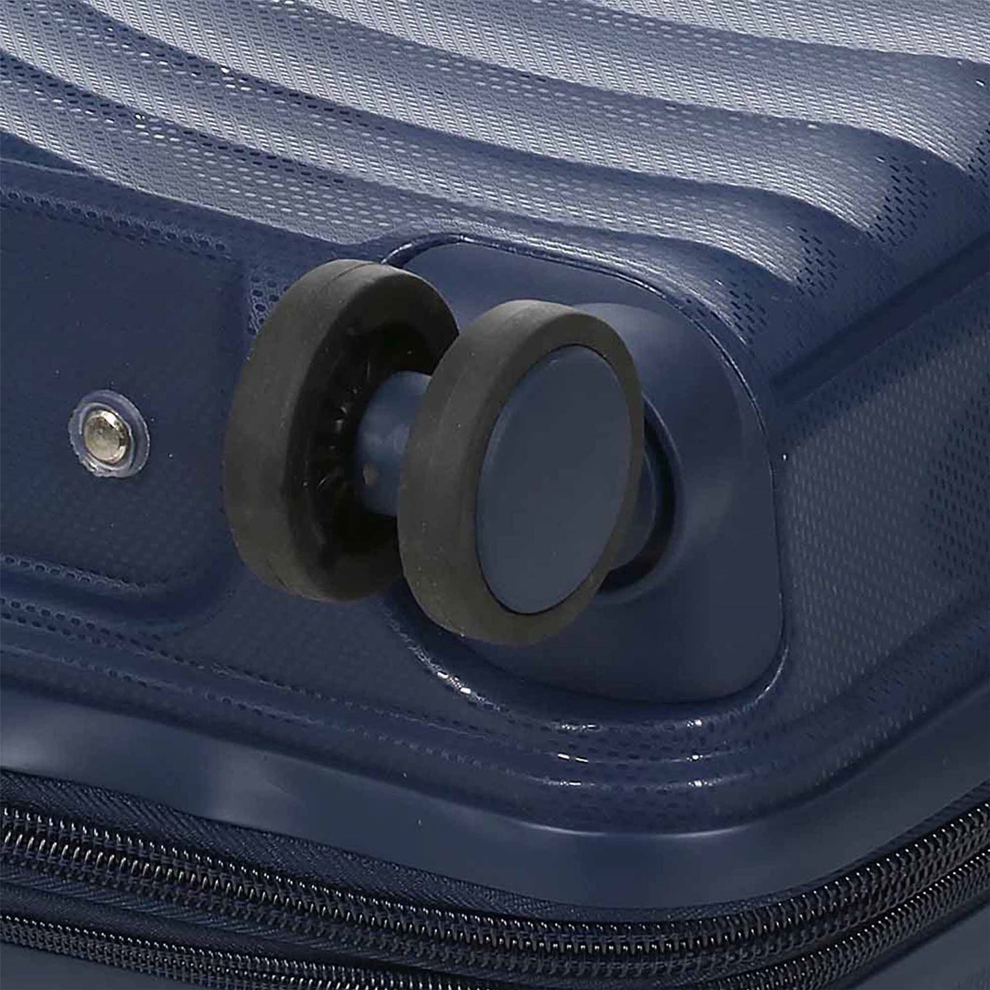 Balranald Medium Hard Shell Suitcase in Dark Blue